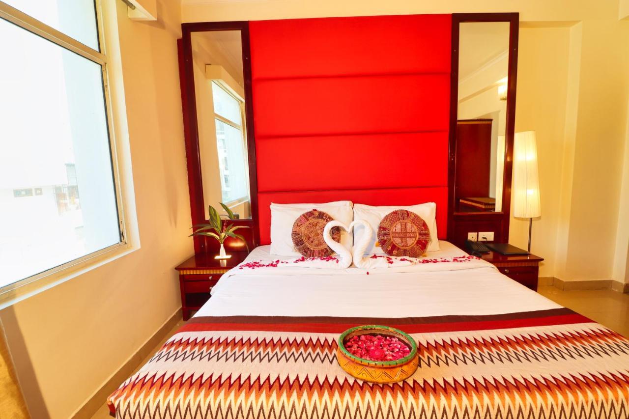 Hotel Crestmont Ashapurna Jaipur, Banipark Extérieur photo